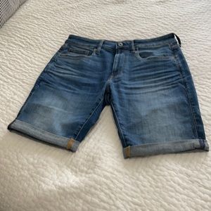 Authentic G-star raw shorts !!